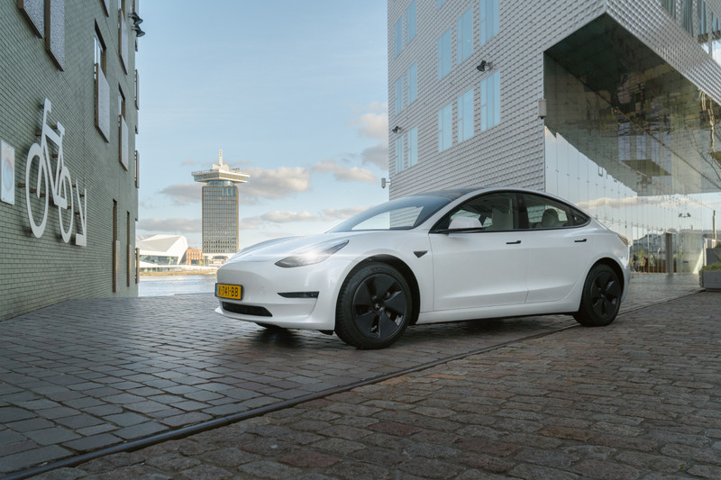 Tesla Model 3 Leasing ab 599 € pro Monat zzgl Mehrwertsteuer